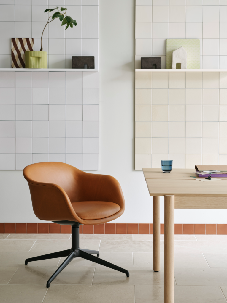 Fiber Conference Armchair — image 1